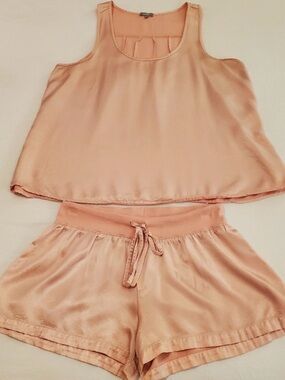 PJ Harlow Satin Tank & Shorts Sleep Set - pinky peach color - size M